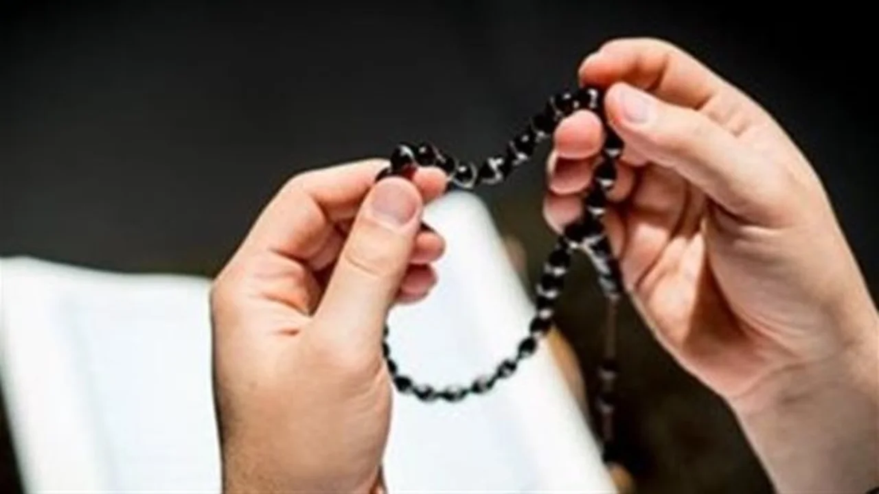أذكار الصباح: استعرض 10 آيات وأدعية مفيدة للتأمل اليوم